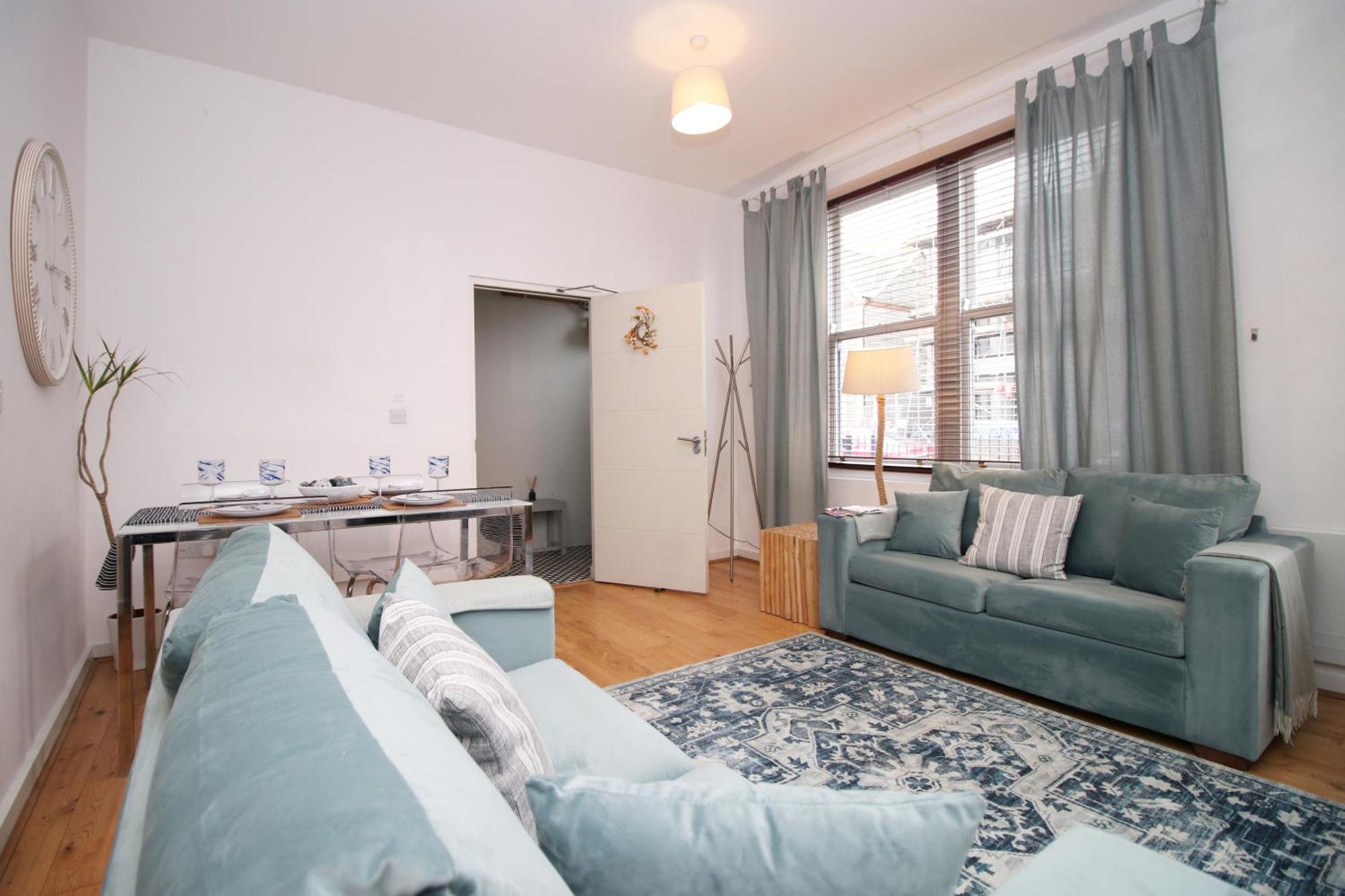 Coastal Penarth Dream! Close To Cardiff Superb Location Near Bars And Restaurants! Dog Friendly And Welcome Breakfast Pack! Esterno foto