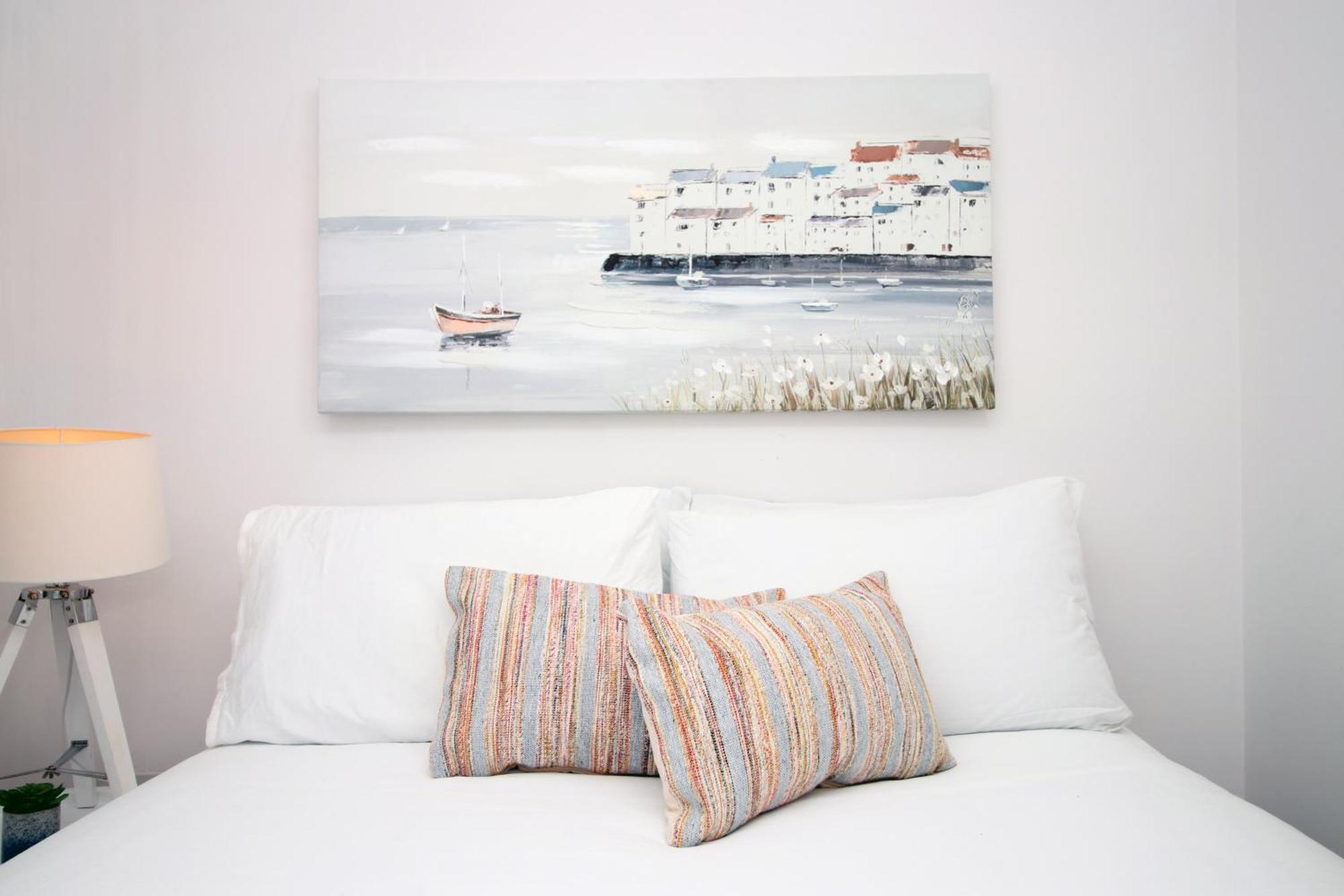Coastal Penarth Dream! Close To Cardiff Superb Location Near Bars And Restaurants! Dog Friendly And Welcome Breakfast Pack! Esterno foto